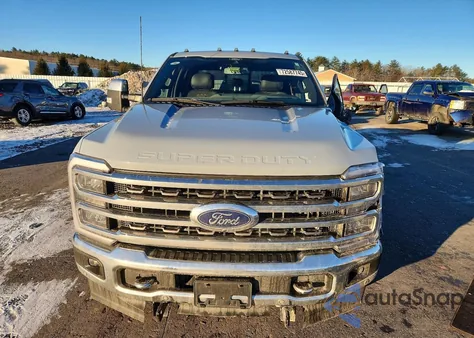 2024 Ford F350 Super Duty from USA, damaged, VIN 1FT8W3BM7RED71112